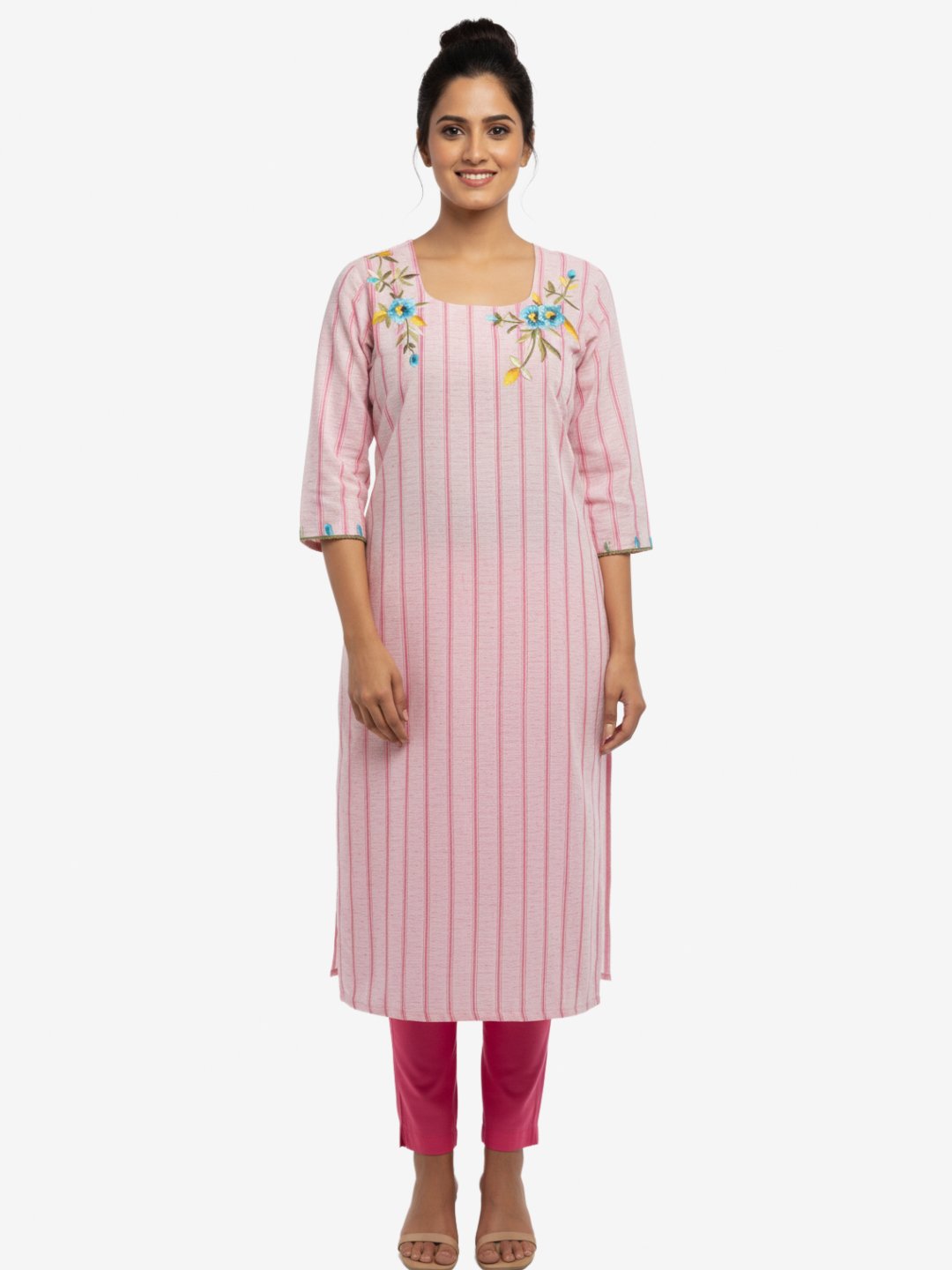 Women's Embroidered Pink Kurta With Pant