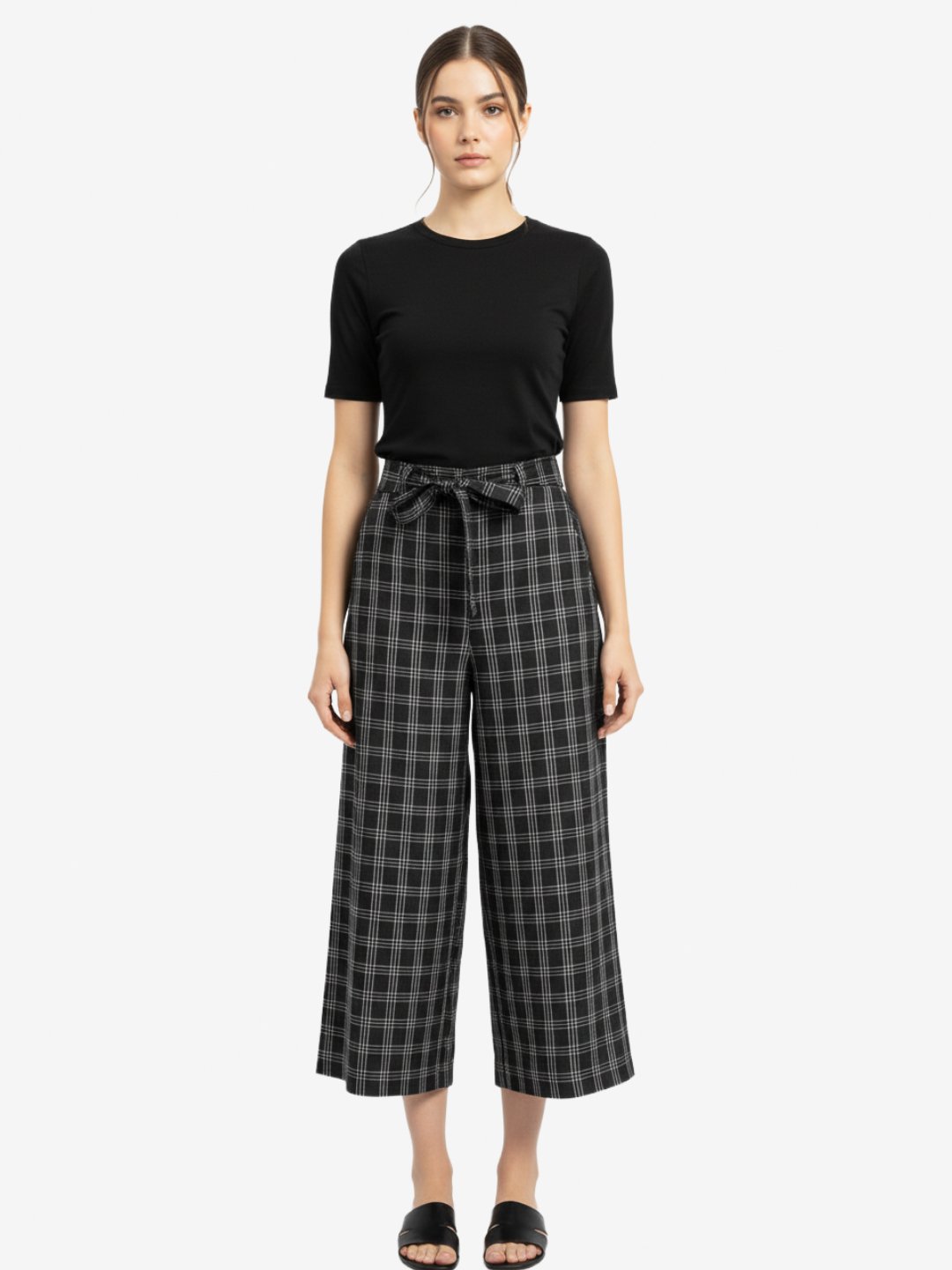 Women’s Black Plaid Wide Leg Cropped Pants with Tie Waist
